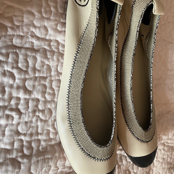 Chanel Cap Toe Elastic Flats - Picture 2 of 7